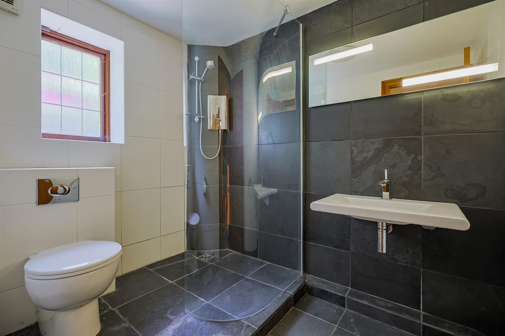325 Gower Road, Killay, Swansea, SA2 7AE